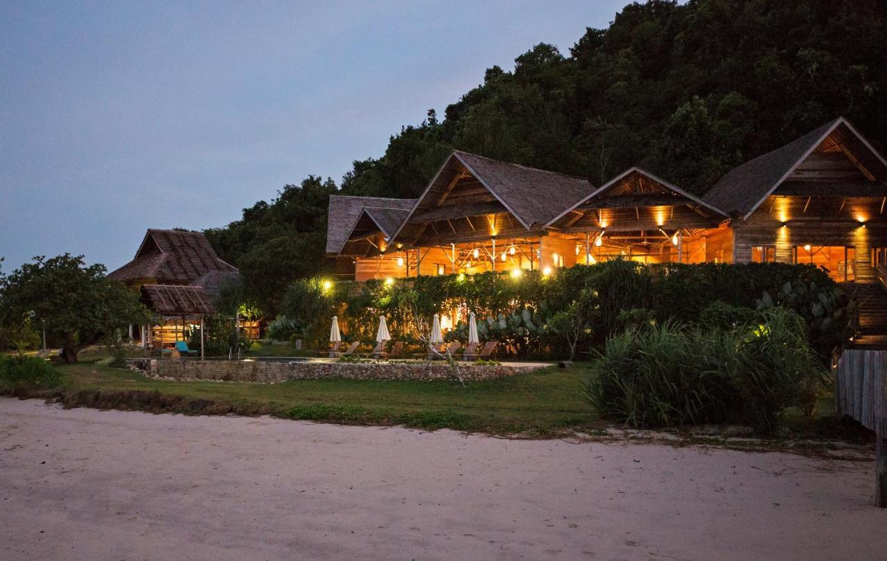 Telunas Private Island Sugi エクステリア 写真